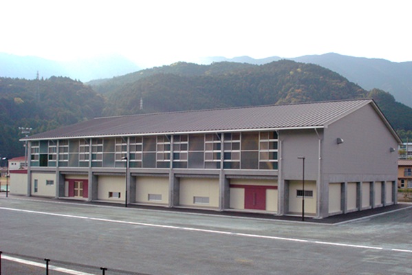 浜松市春野中学校体育館